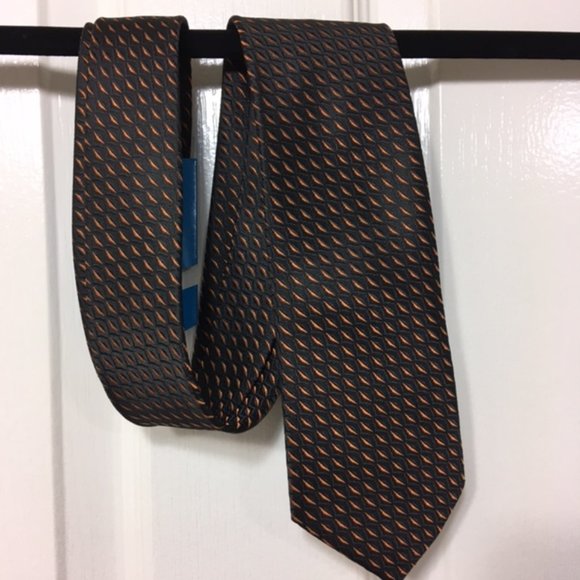 Hand Made, 100% Thai silk, Black/Orange, Men’s Tie - Picture 2 of 12